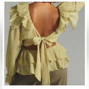 En Elly V-neck Ruffle Blouse